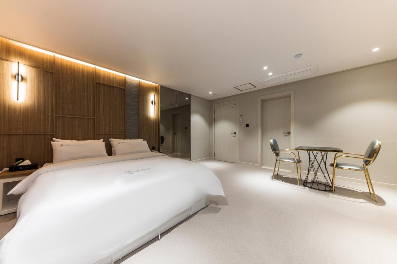 Hotel Lium Cheonan Zewnętrze zdjęcie