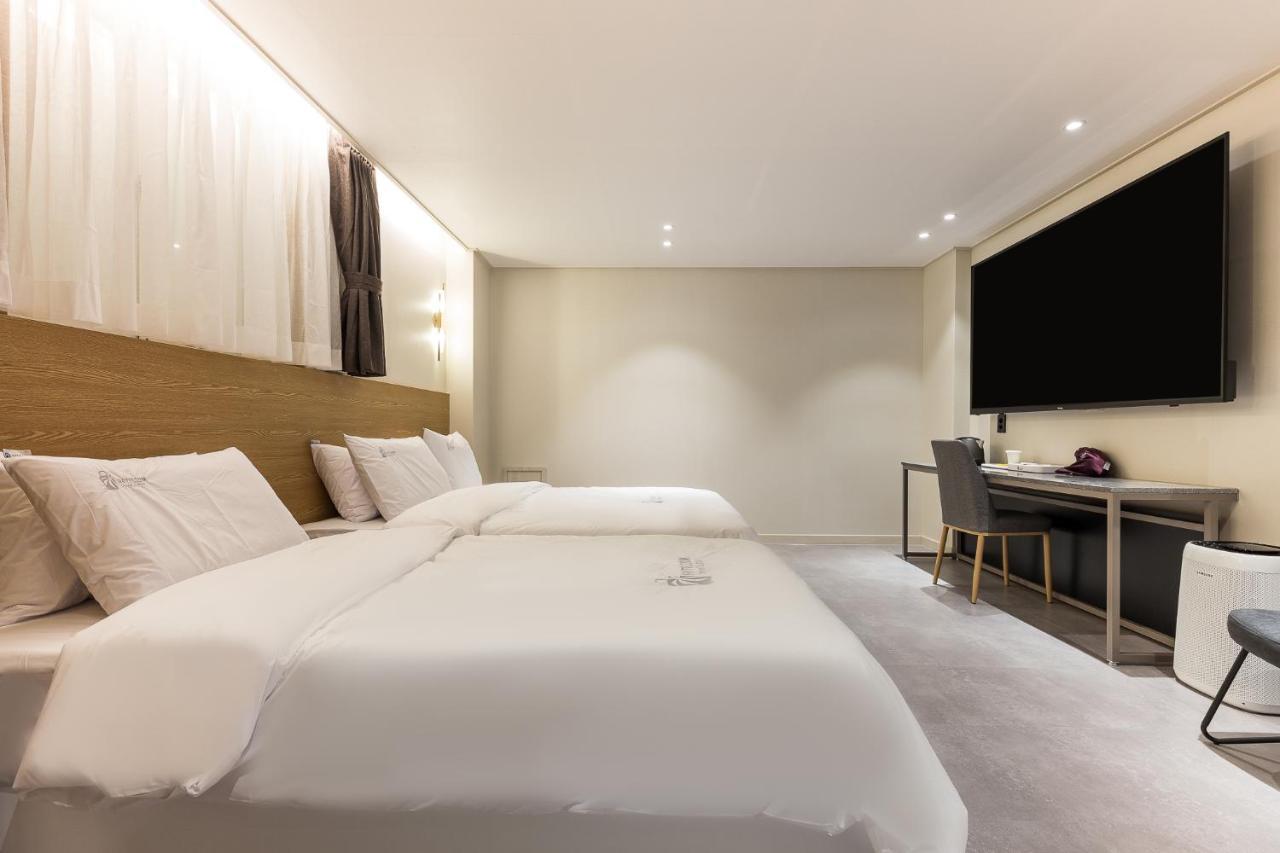 Hotel Lium Cheonan Zewnętrze zdjęcie