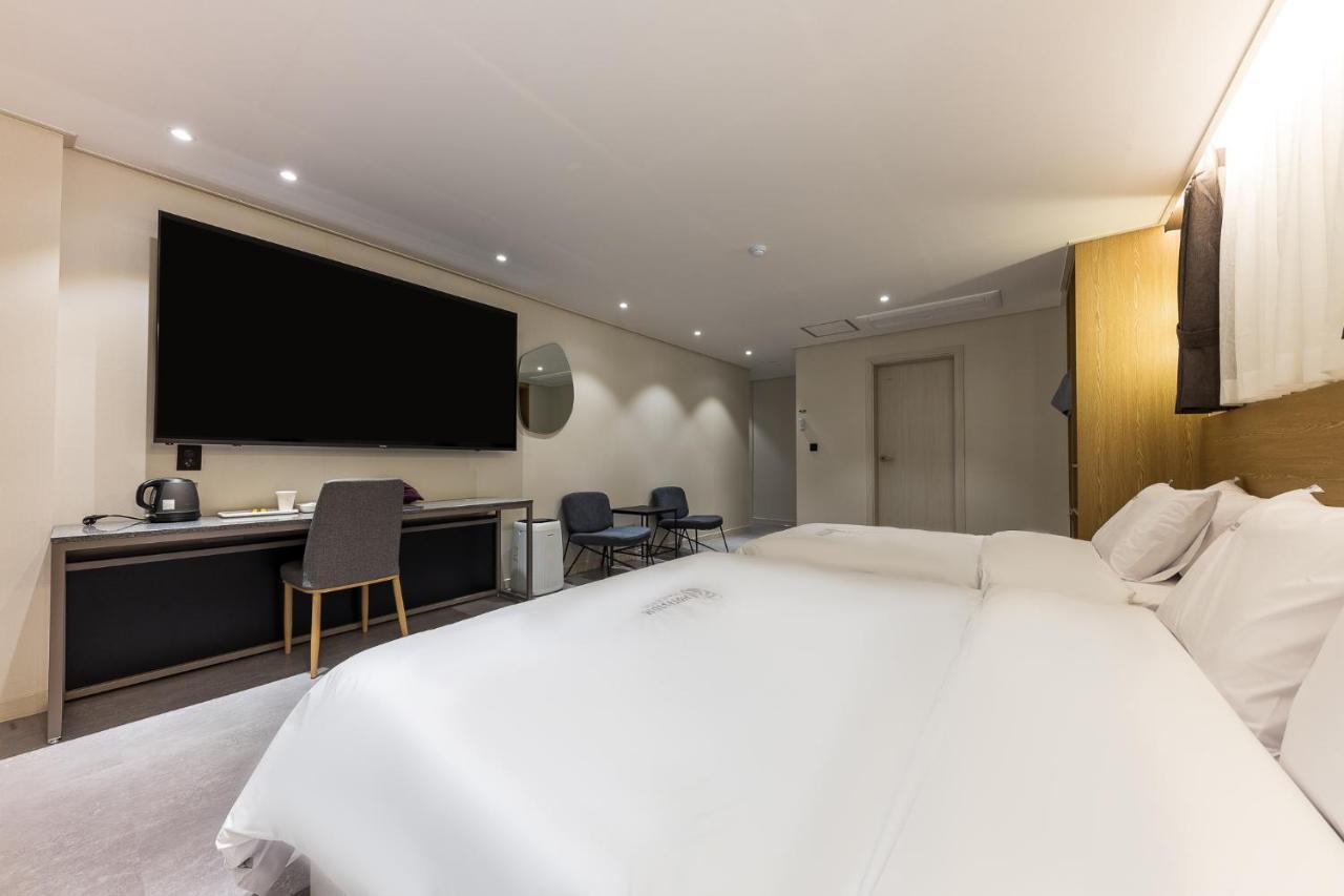 Hotel Lium Cheonan Zewnętrze zdjęcie