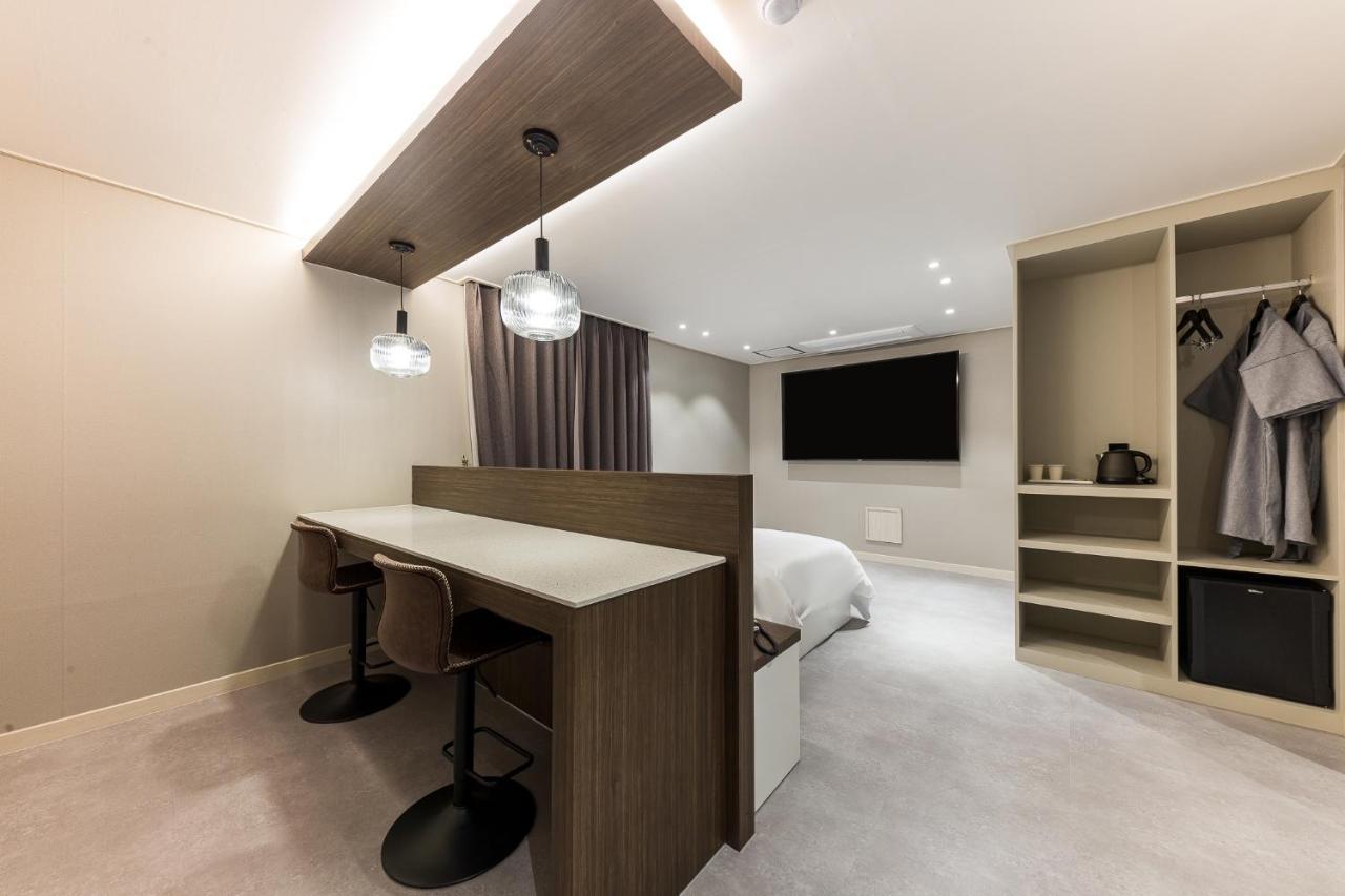 Hotel Lium Cheonan Zewnętrze zdjęcie