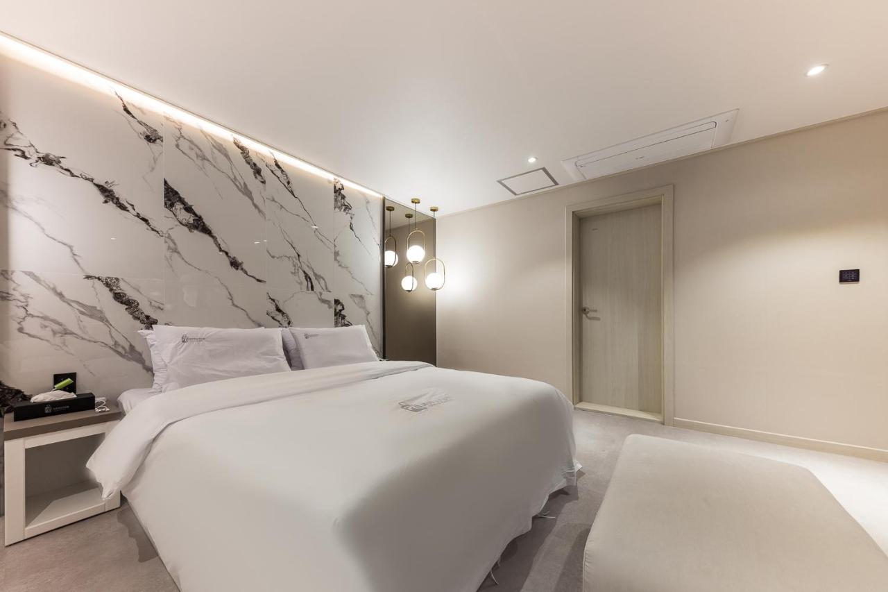 Hotel Lium Cheonan Zewnętrze zdjęcie