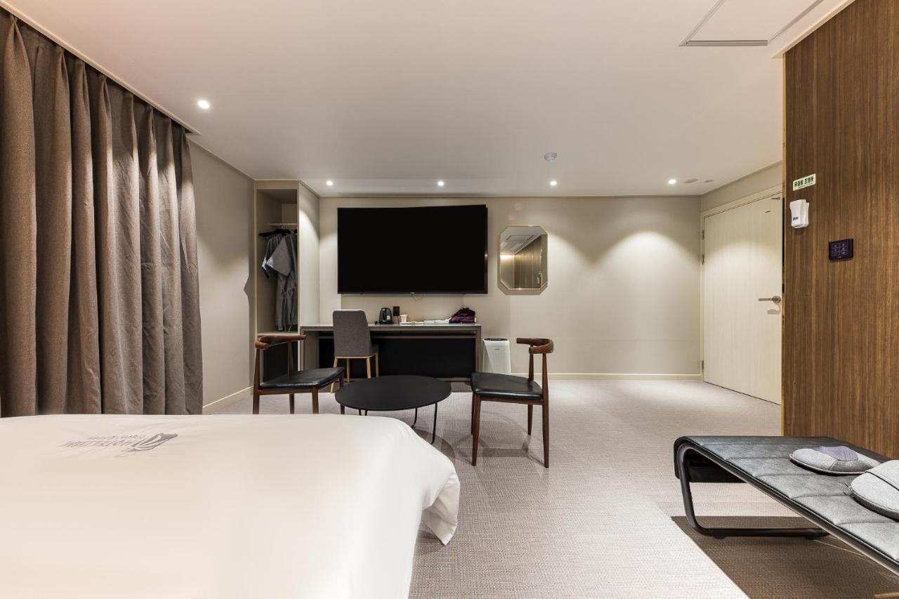 Hotel Lium Cheonan Zewnętrze zdjęcie