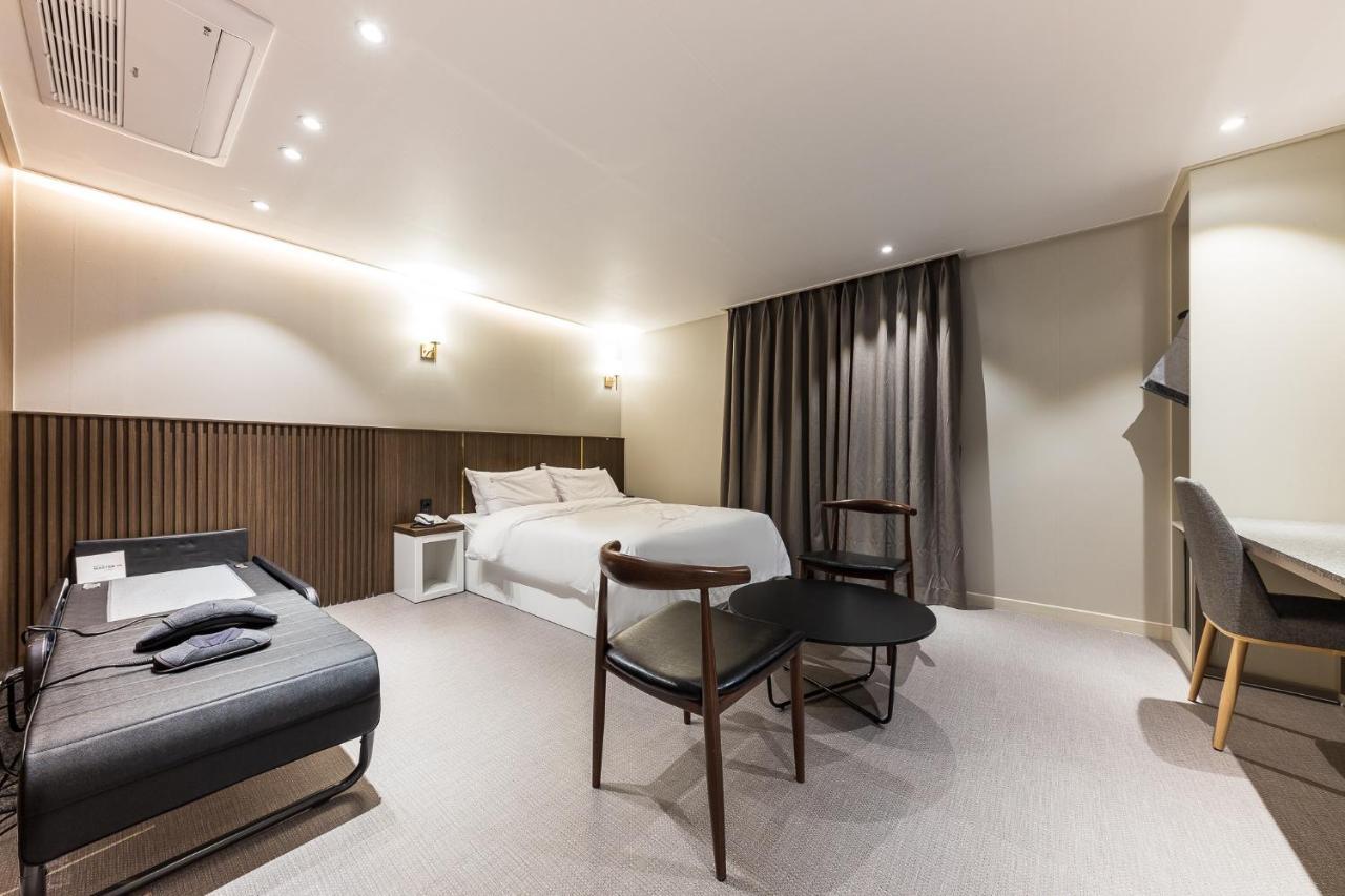 Hotel Lium Cheonan Zewnętrze zdjęcie